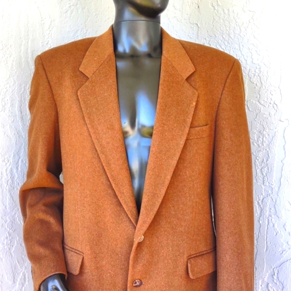 JEFFREY BANKS MEN'S "RARE" PURE WOOL (2) BUTTON LUXURY BLAZER
